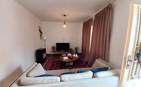Karrain Villa - Vintage Soul - International Guests-Non-Jordanian